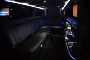 LINCOLN MKT STRETCH LIMOUSINE